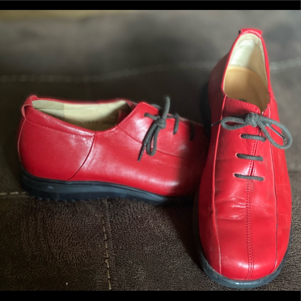 HARTJES red women’s shoes size 5 leather oxfords